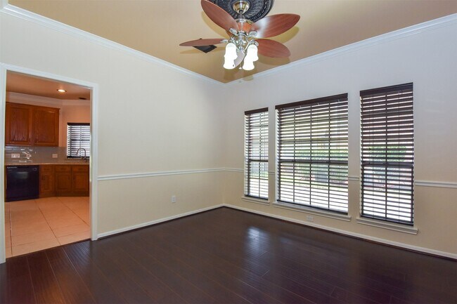Building Photo - 314 Spencers Glen Dr