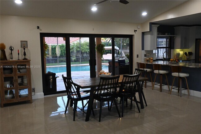 Building Photo - 14229 Stirrup Ln