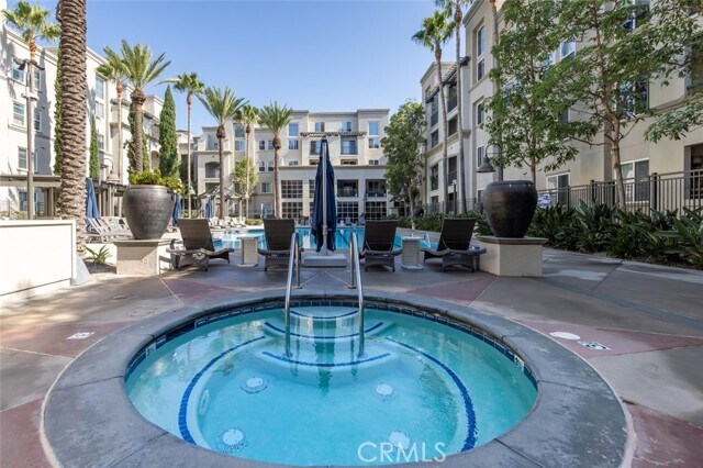 Building Photo - 2400 Scholarship