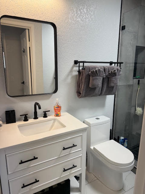 Building Photo - 2857 N Los Felices Rd