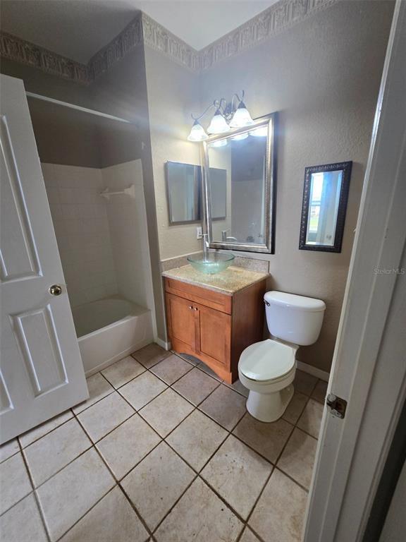Building Photo - 8915 Legacy Ct