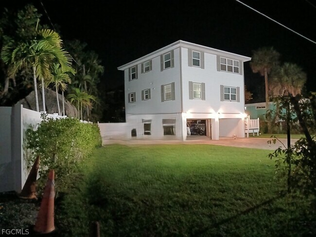 Building Photo - 254 Palermo Cir