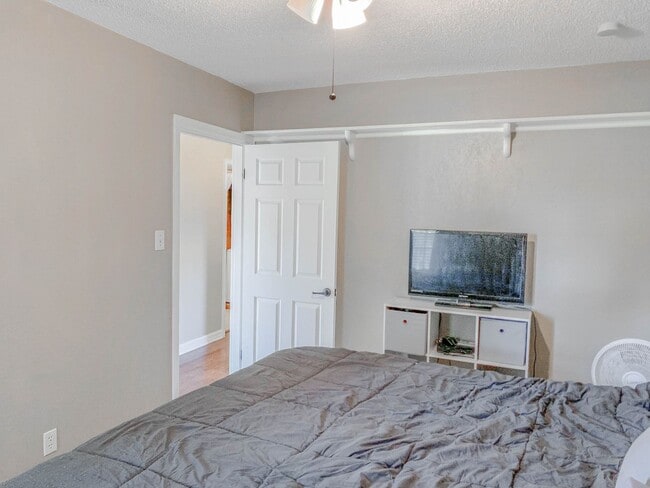 Building Photo - Pre-Leasing - 2-Bedroom Minutes from Texas Tech!