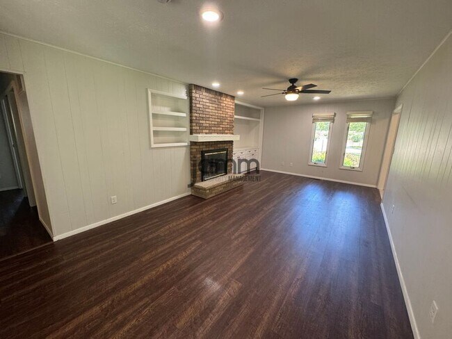 Building Photo - 5250 Mills Creek Ln