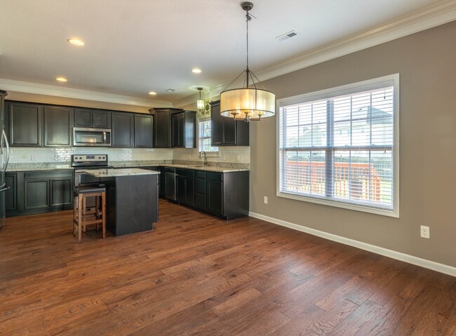 Building Photo - 2715 Honey Hill Rd