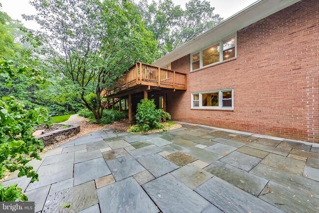 Building Photo - 14904 Claude Ln
