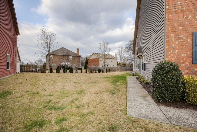 Building Photo - 8360 Rossi Rd