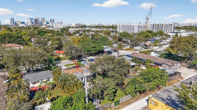 Building Photo - 252 SW 23rd St