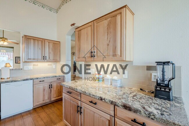 Building Photo - 4269 E Cassia Ln