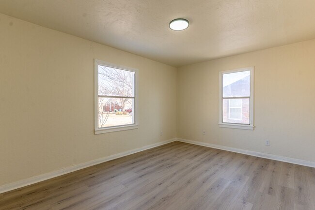 Building Photo - 3 Bedroom Rent to Own Home Available!