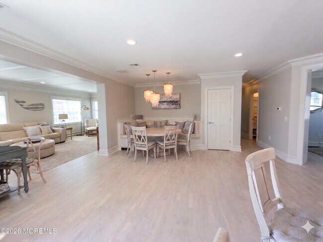 Building Photo - 1825 Boat Point Dr