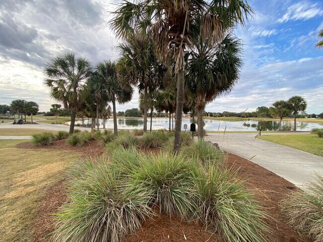 Building Photo - 6 Month or Longer Lease. Large 4 Bed + 4 1/2 Baths Home, w/Views of the Jacaranda Golf Course and...