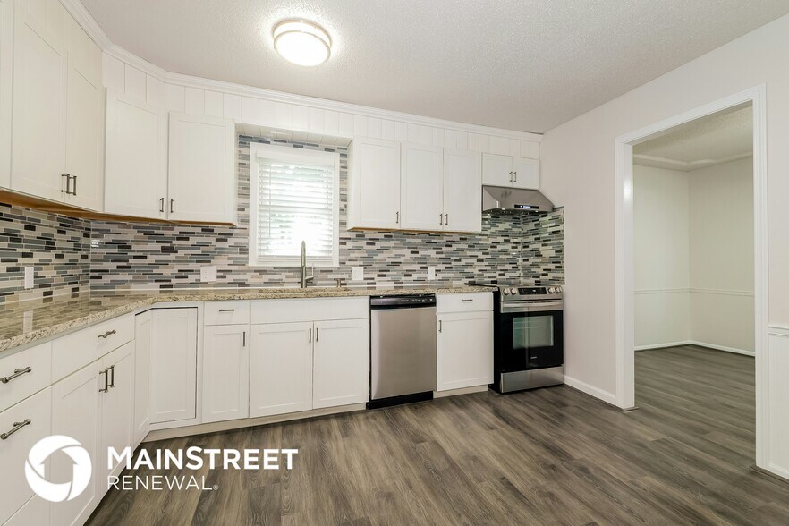 Building Photo - 1116 N Walker Ln