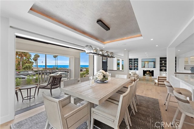 Building Photo - 450 Cliff Dr