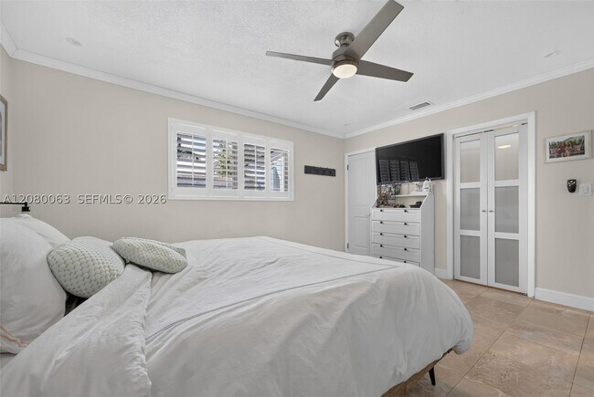 Building Photo - 14220 SW 86th Ave