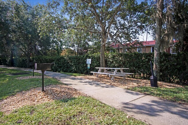 Building Photo - Runaway Beach Condo now available!