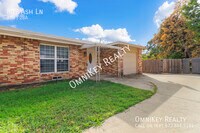 Building Photo - 807 Ash Ln