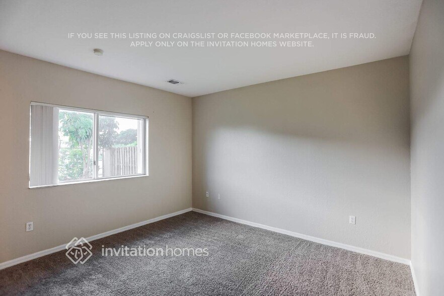 Building Photo - 28550 SW 131st Ct