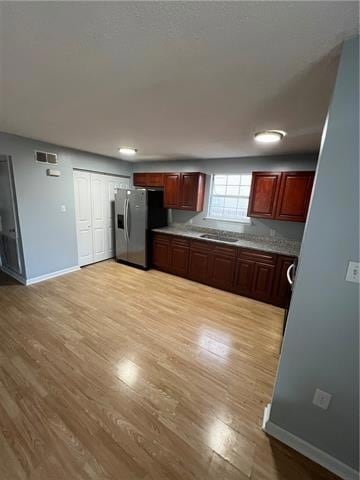 Building Photo - 8812 Apple St