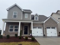 Building Photo - Beautiful Model Home in Langford Farms