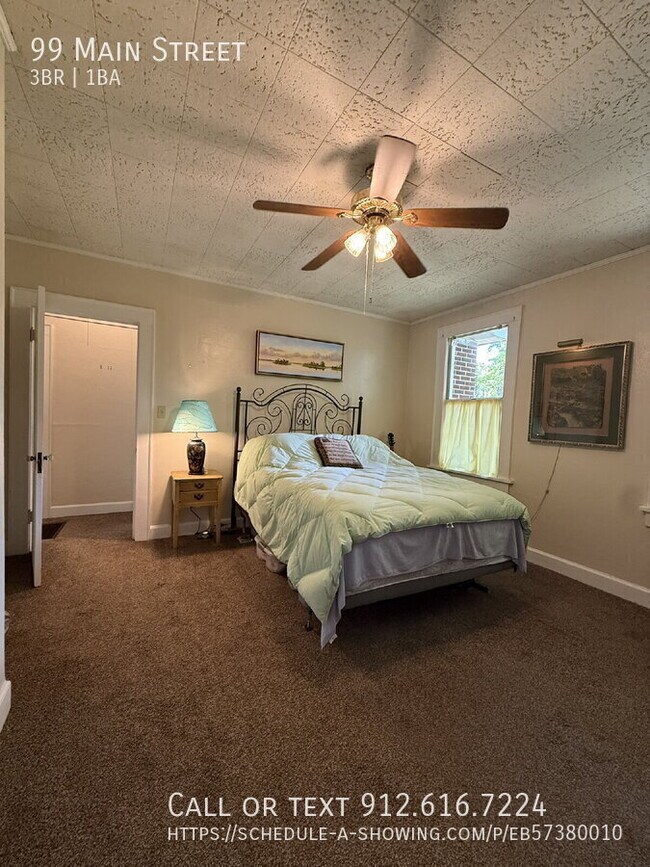 Building Photo - 99 Main St