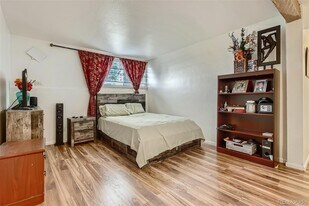 Building Photo - 3643 S Sheridan Blvd