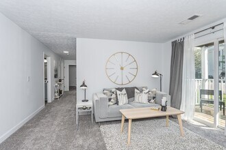 Building Photo - Hilltop Apartments