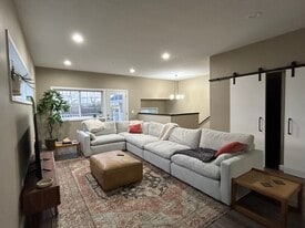 Building Photo - 3053 Bluestem Trl