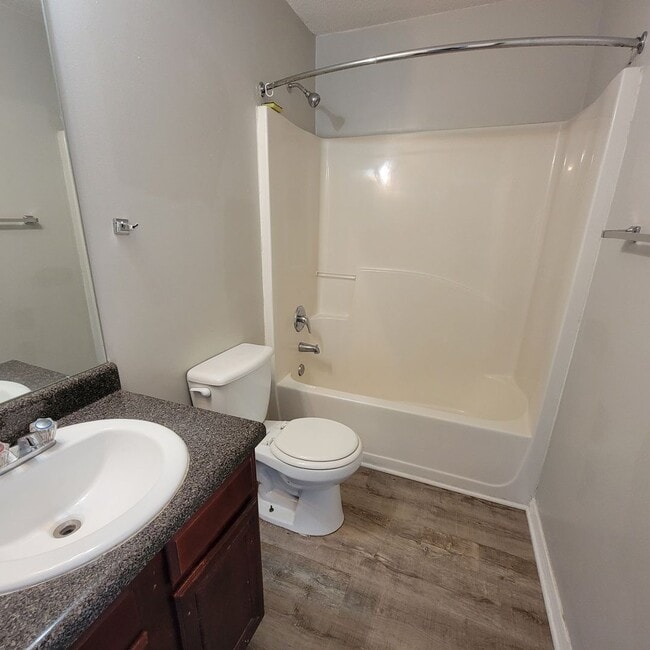 Building Photo - Newer Home For Rent 2 Story - Just Like Br...