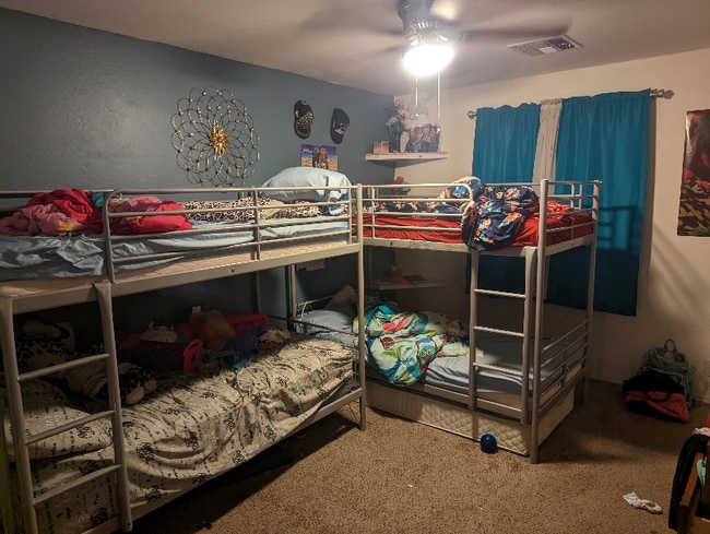 Building Photo - 837 E Gable Ave