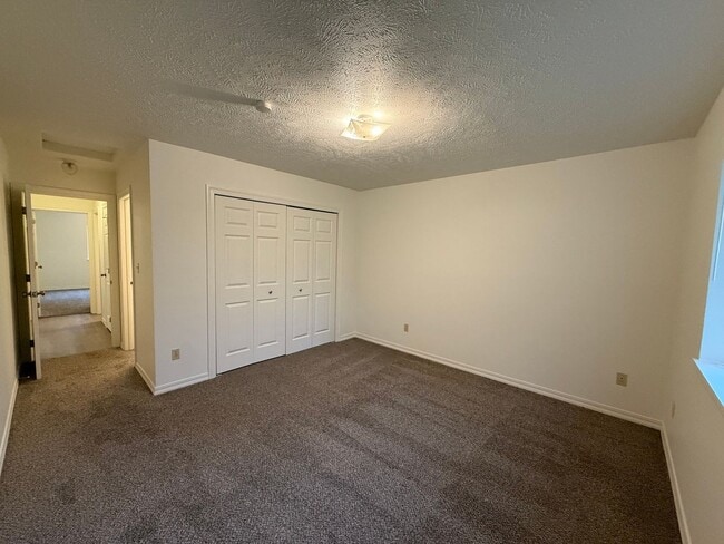 Building Photo - Stunning 3 Bed, 2 Bath Home near Riverside State Park! *SPECIAL: $1,000 OFF!*