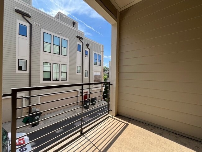 Building Photo - 1617 Cannon View Ln