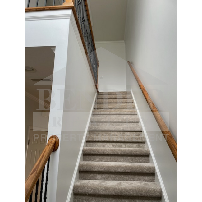 Building Photo - Emmyllie Ct- 130/132
