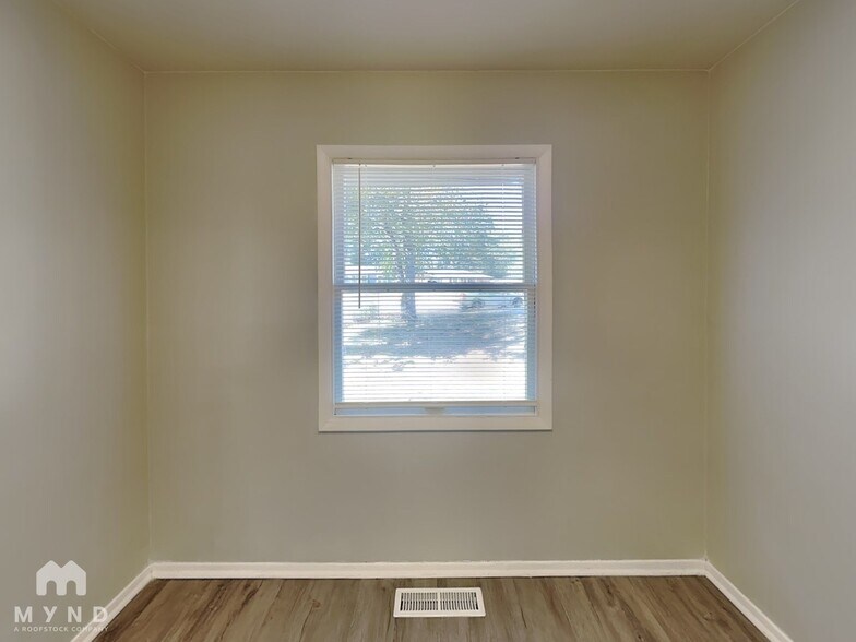 Building Photo - 4484 Bonnie Glen Ct