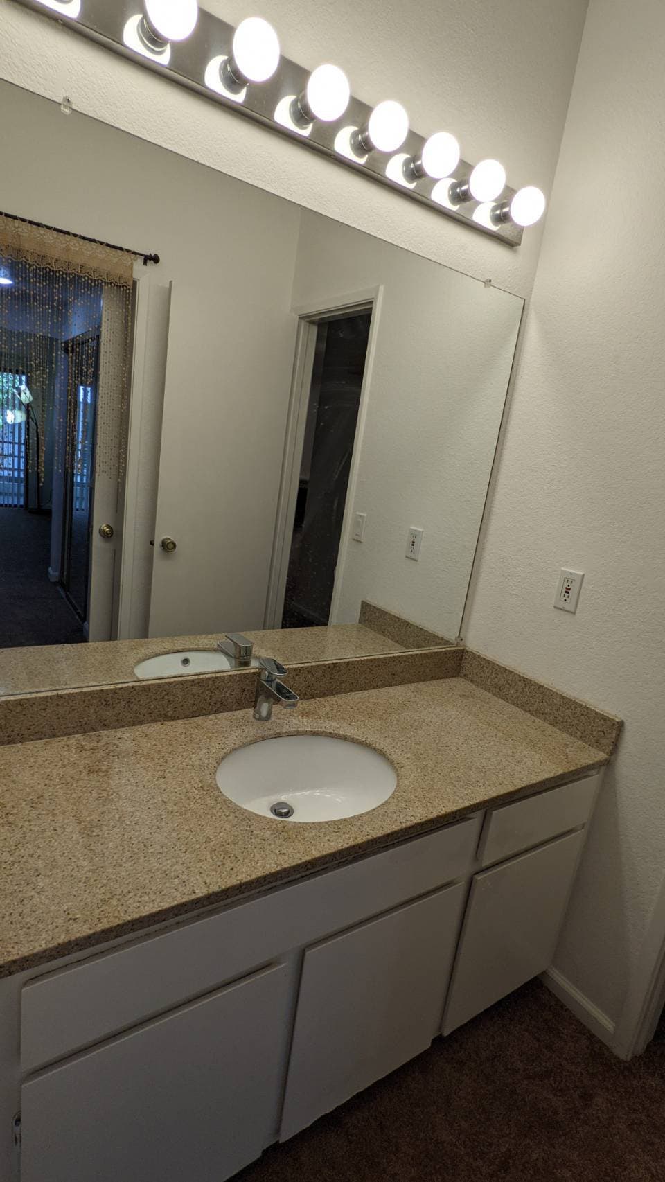 Building Photo - 4681 Albany Cir