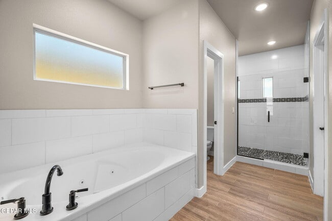 Building Photo - 10013 Hueco Jct Rd