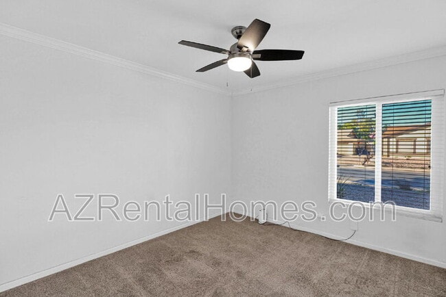 Building Photo - 621 W Plata Ave