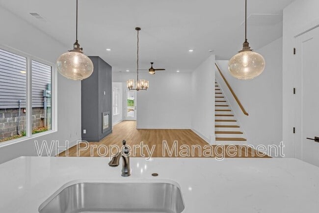 Building Photo - 3820 Tigerbelle Dr
