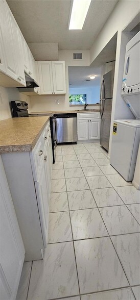 Building Photo - 1158 NW 124th Ave