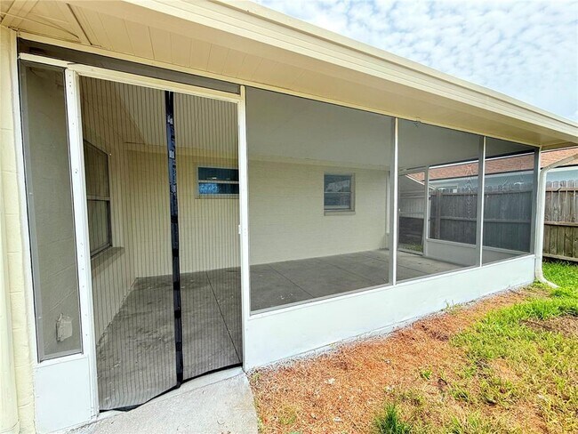 Building Photo - 3548 Umber Rd