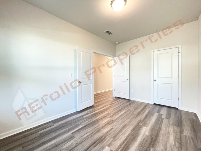 Building Photo - 7131 Stratified Ct