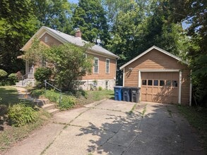 Building Photo - 714 W Madison St