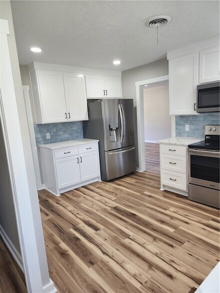 Building Photo - 12877 E State Hwy 21