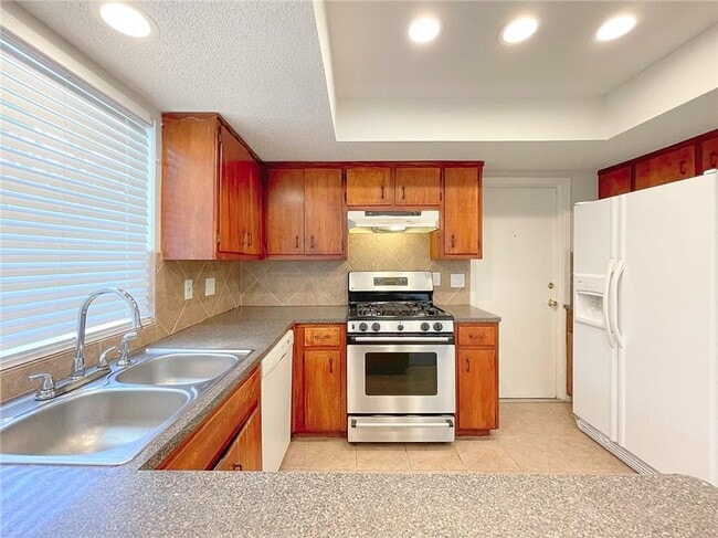 Building Photo - 11807 Knights Bridge