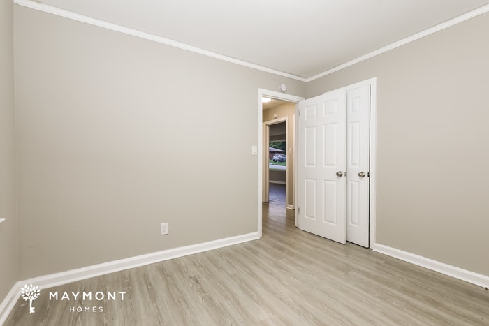 Building Photo - 111 Scarlett Dr