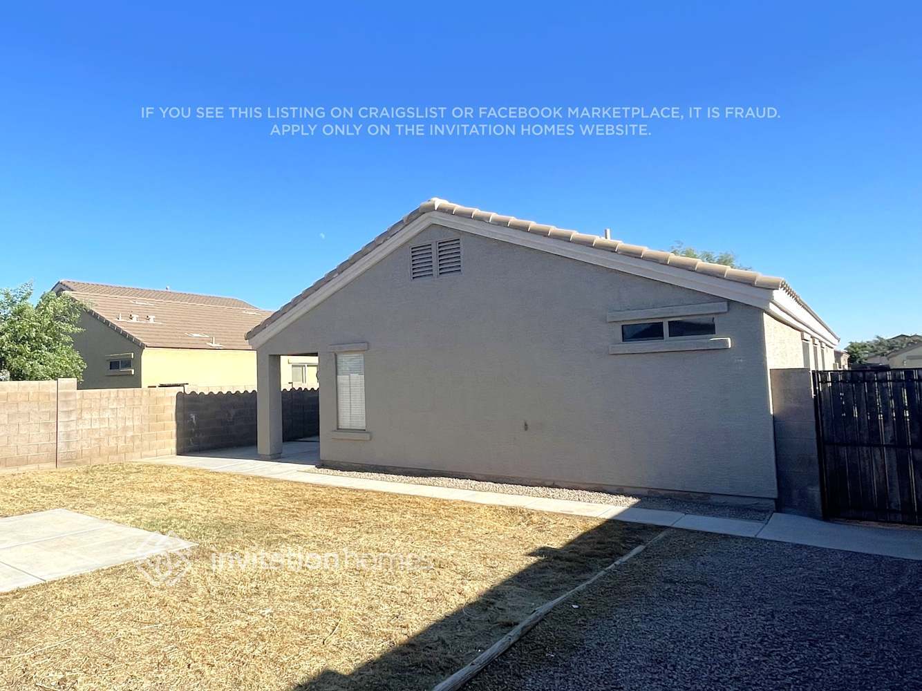 Building Photo - 1352 E Kelsi Ave