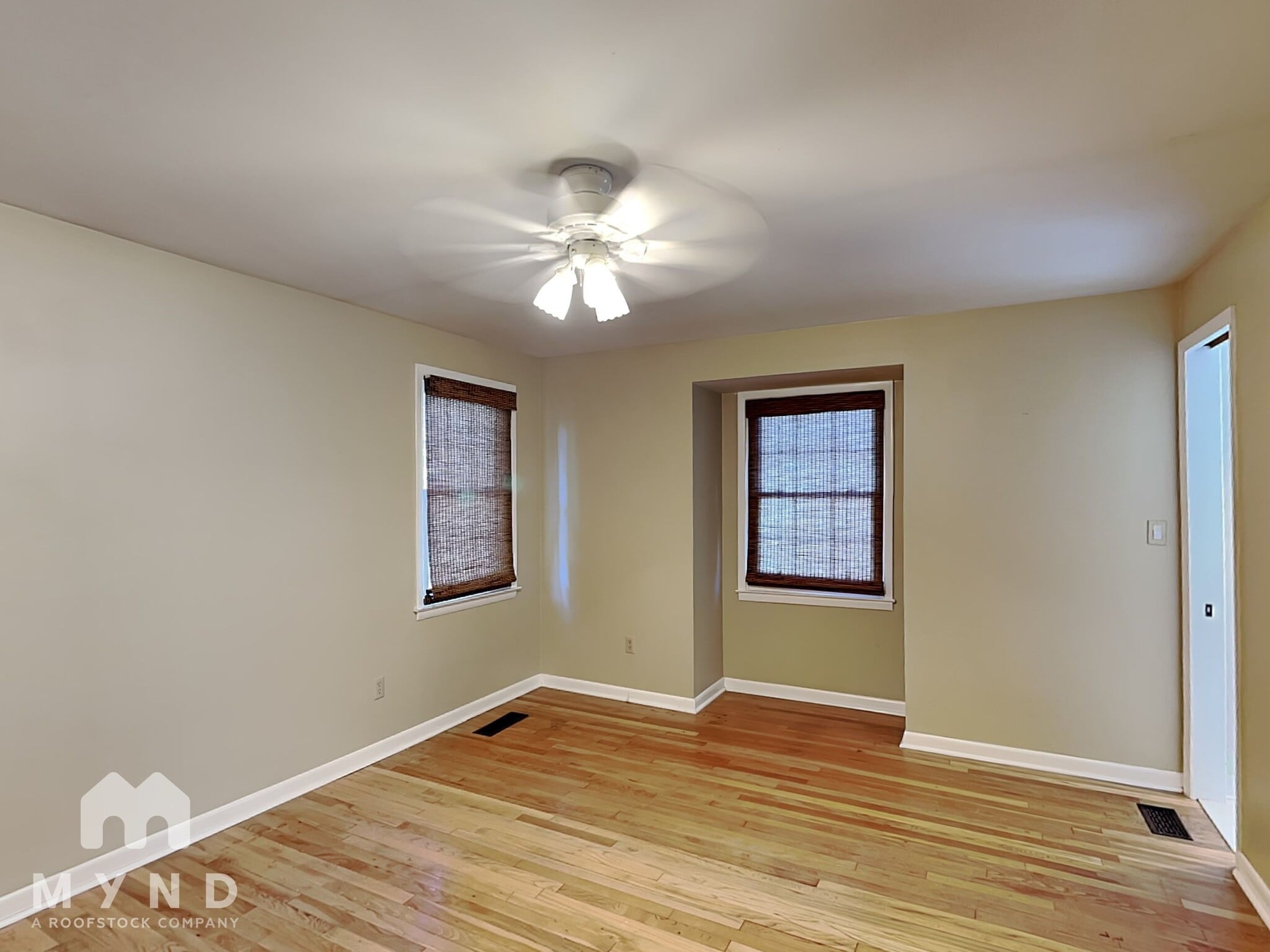 Building Photo - 3120 Skyland Dr NE