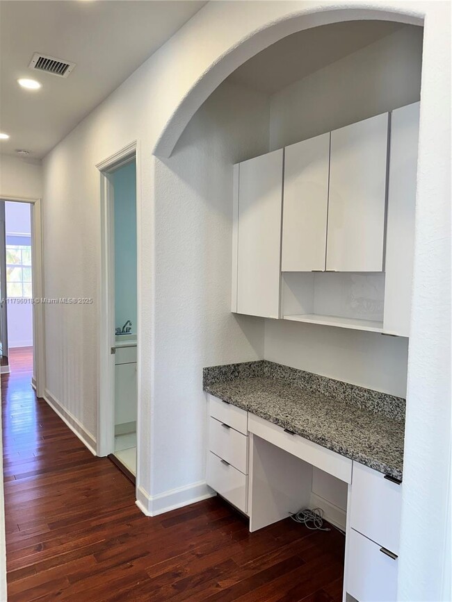 Building Photo - 11388 NW 68th St