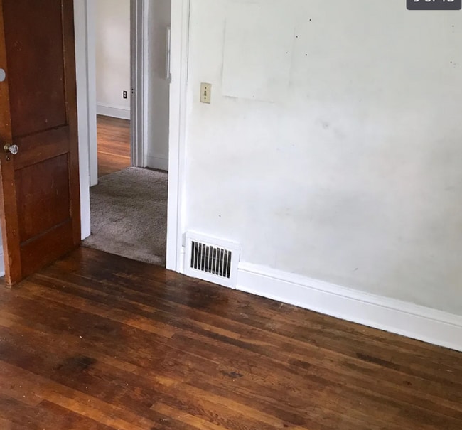 Building Photo - Charming 1925 Colonial with Classic Character & Cozy Fireplace