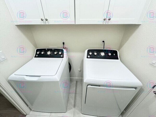 Building Photo - Brand New Home in Carson City 4 Bedroom 2....